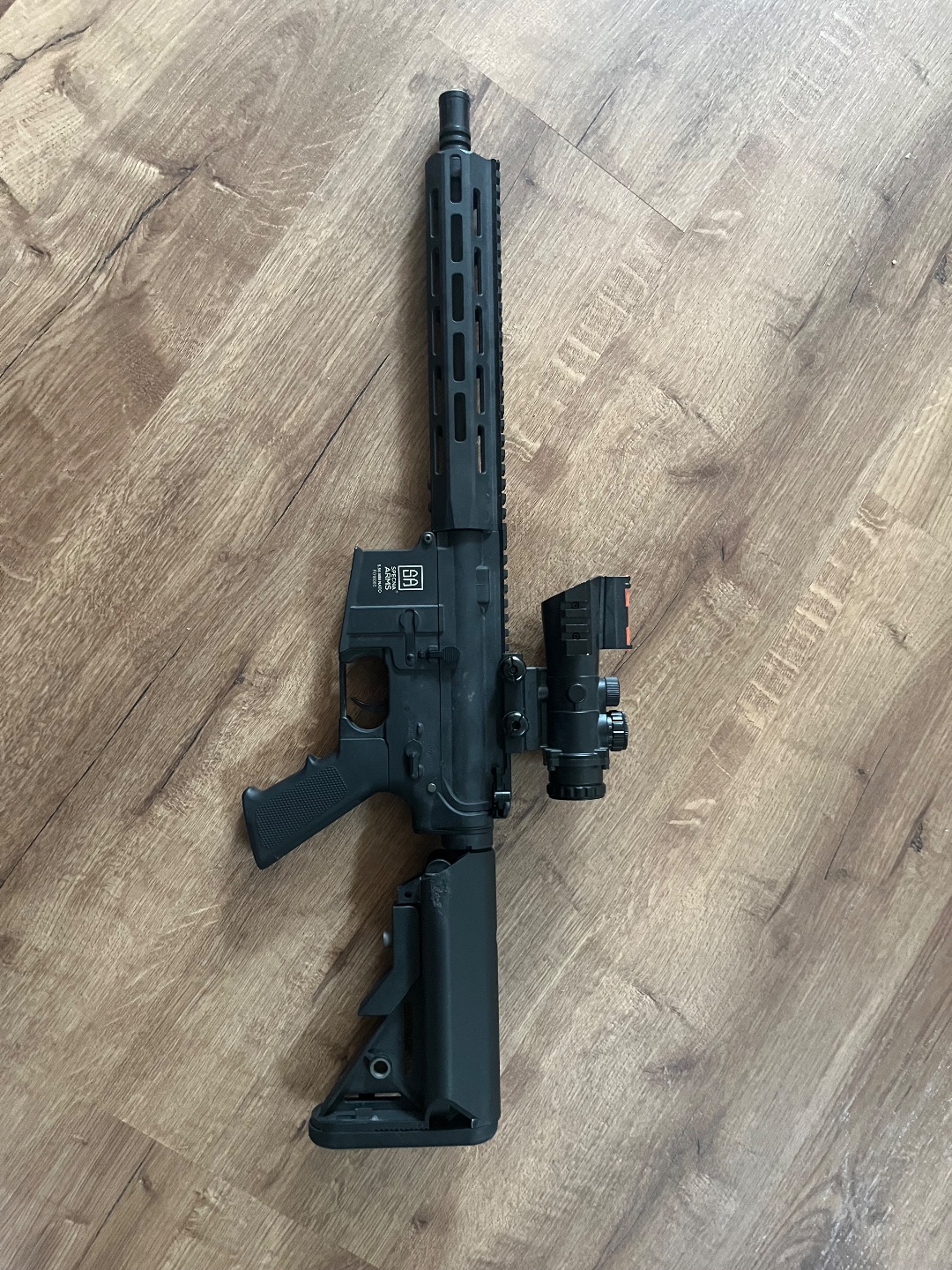 Prodám základní vybavení na airsoft m4 specna aap-01 vestu atd