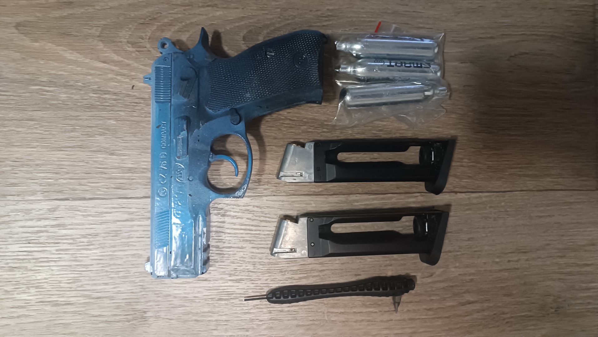 CZ75D Compact CO2